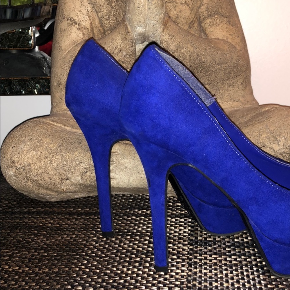 Suede Blue! - Picture 6 of 10